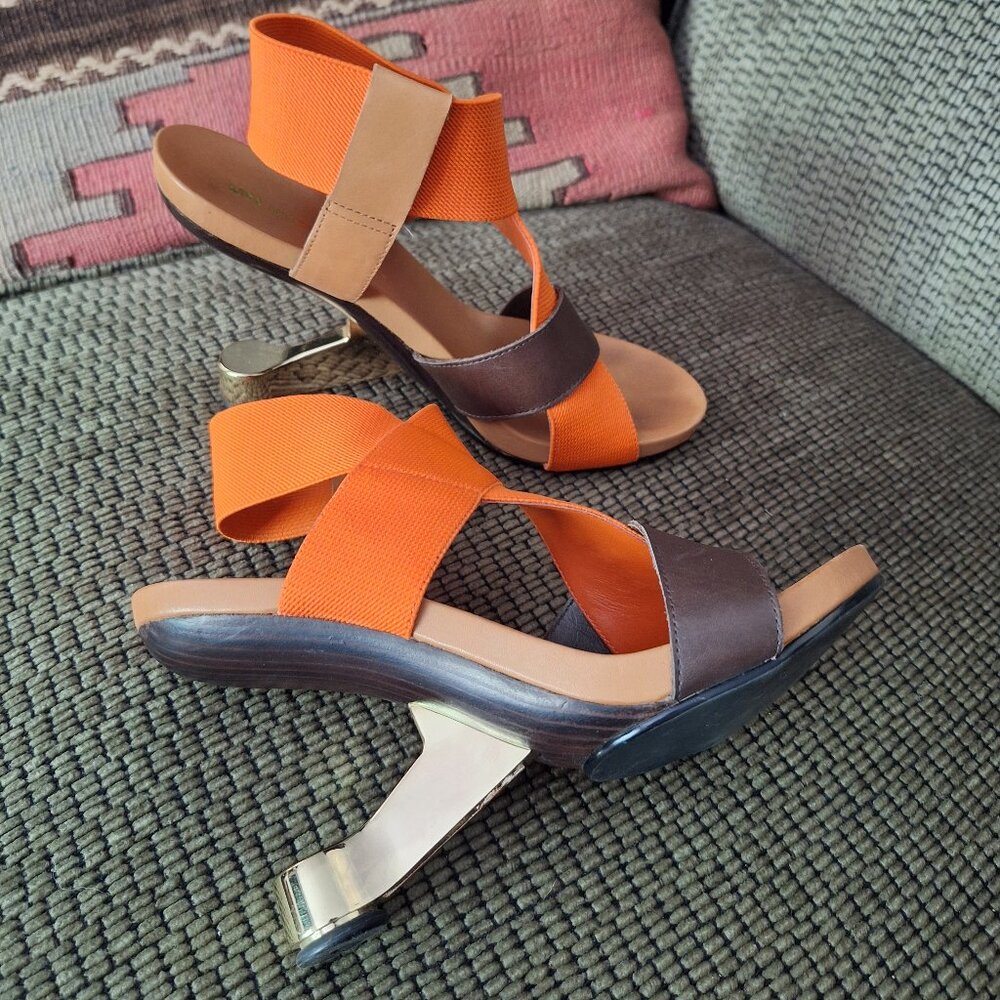 United Nude Orange Eames Gold-Tone Sandal W9 (39)